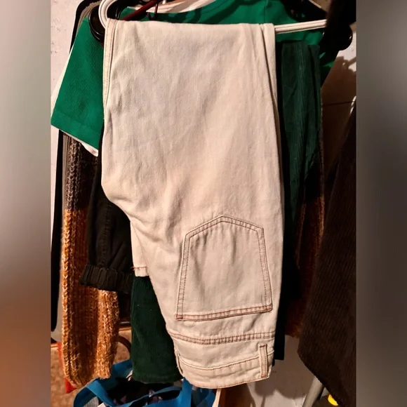 Clothes - Picture 12 of 15